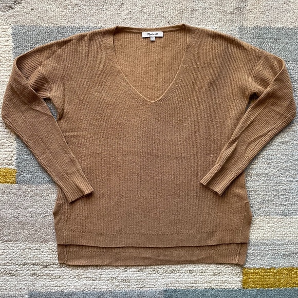 UNTIL 6/20! Madewell Ribbed V-Neck Sweater Camel - Picture 1 of 5